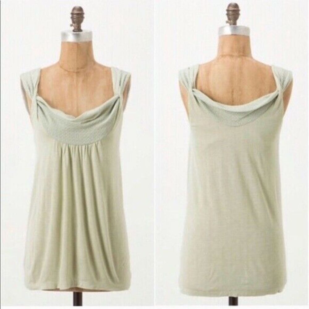 Elegant Women's Green Top